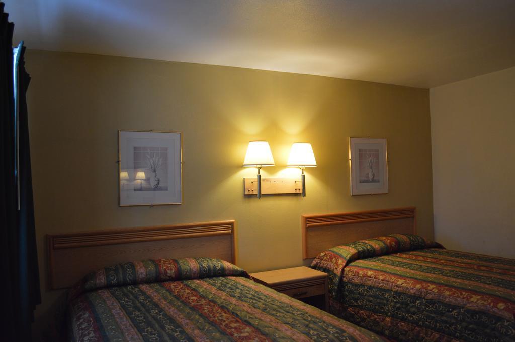 Rodeway Inn & Suites Blythe I-10 Eksteriør billede